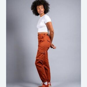 Wondery Outdoors Isabel Pants